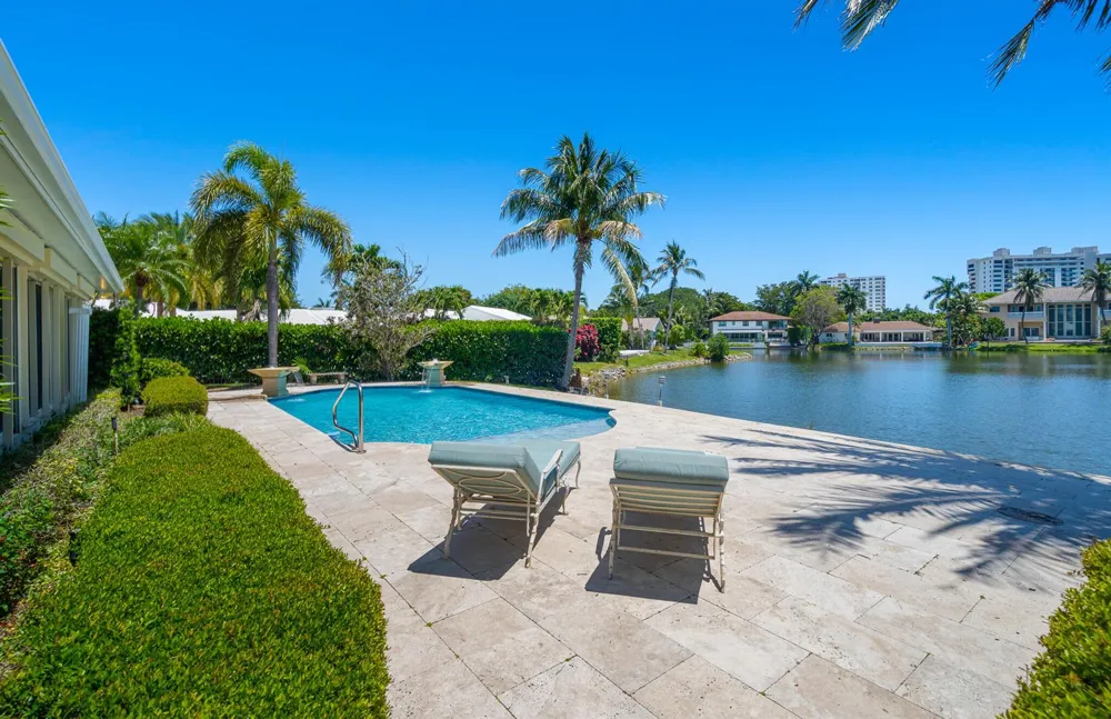 57 Cayuga Road Sea Ranch Lakes, FL 33308