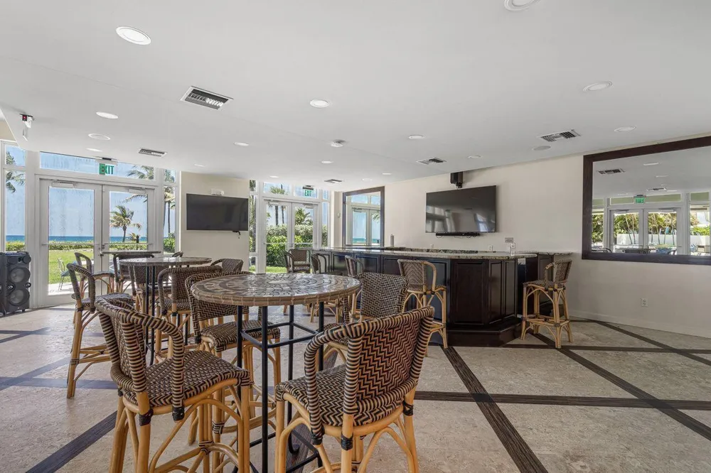 57 Cayuga Road Sea Ranch Lakes, FL 33308
