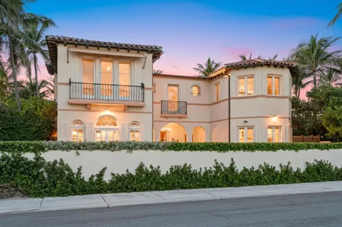 240 Ocean Boulevard
