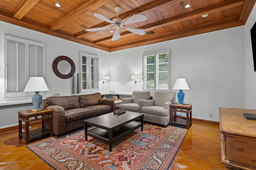 240 Ocean Boulevard Palm Beach, FL 33480