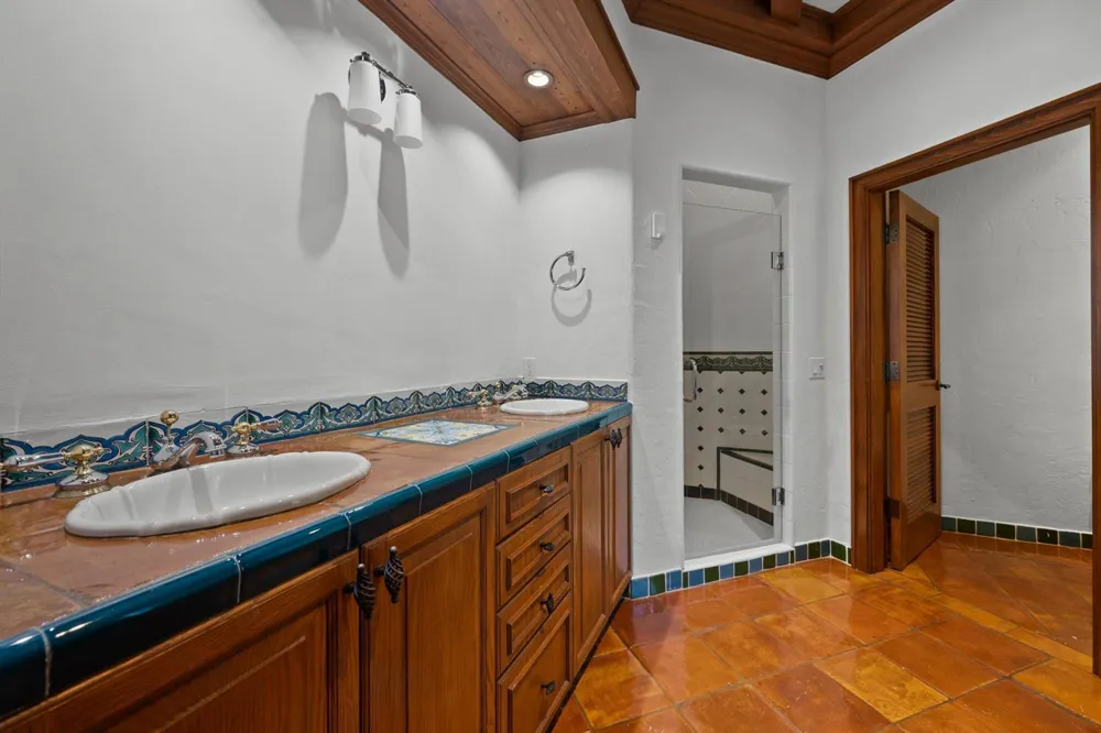 240 Ocean Boulevard Palm Beach, FL 33480