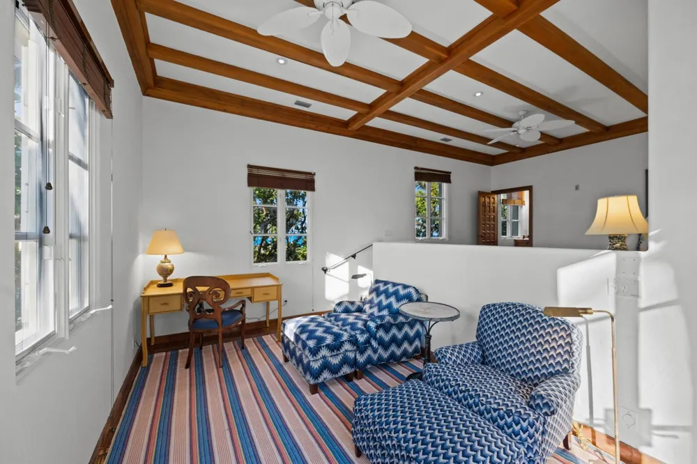 240 Ocean Boulevard Palm Beach, FL 33480