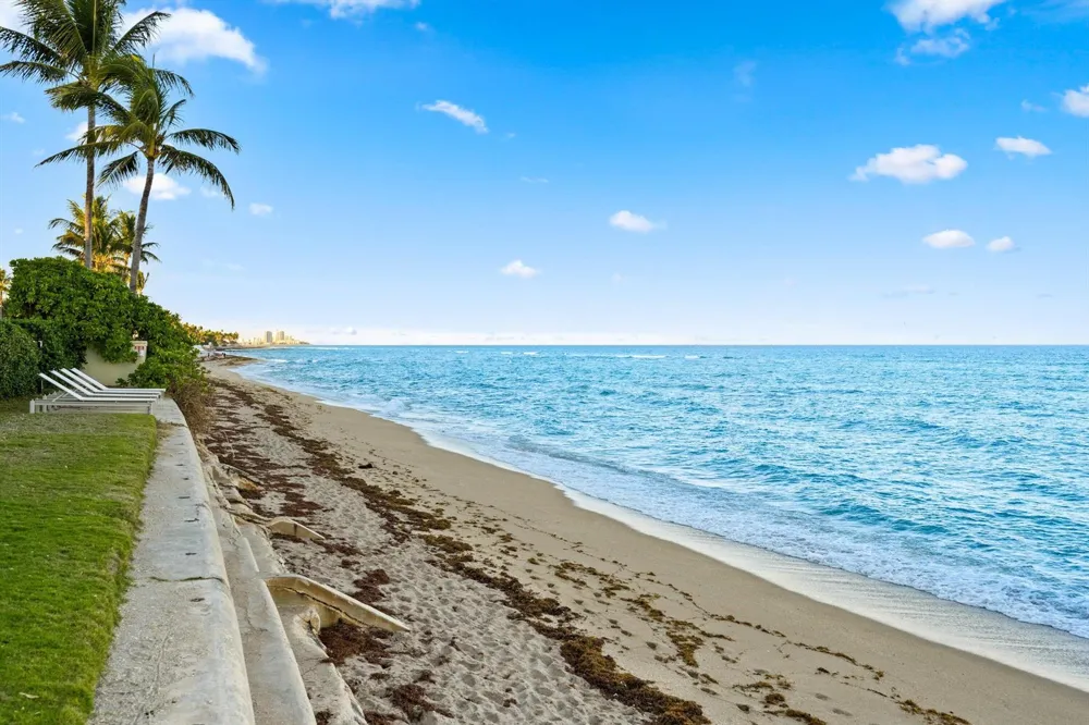 240 Ocean Boulevard Palm Beach, FL 33480