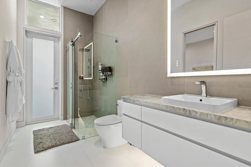823 W Oyster Lane Lantana, FL 33462