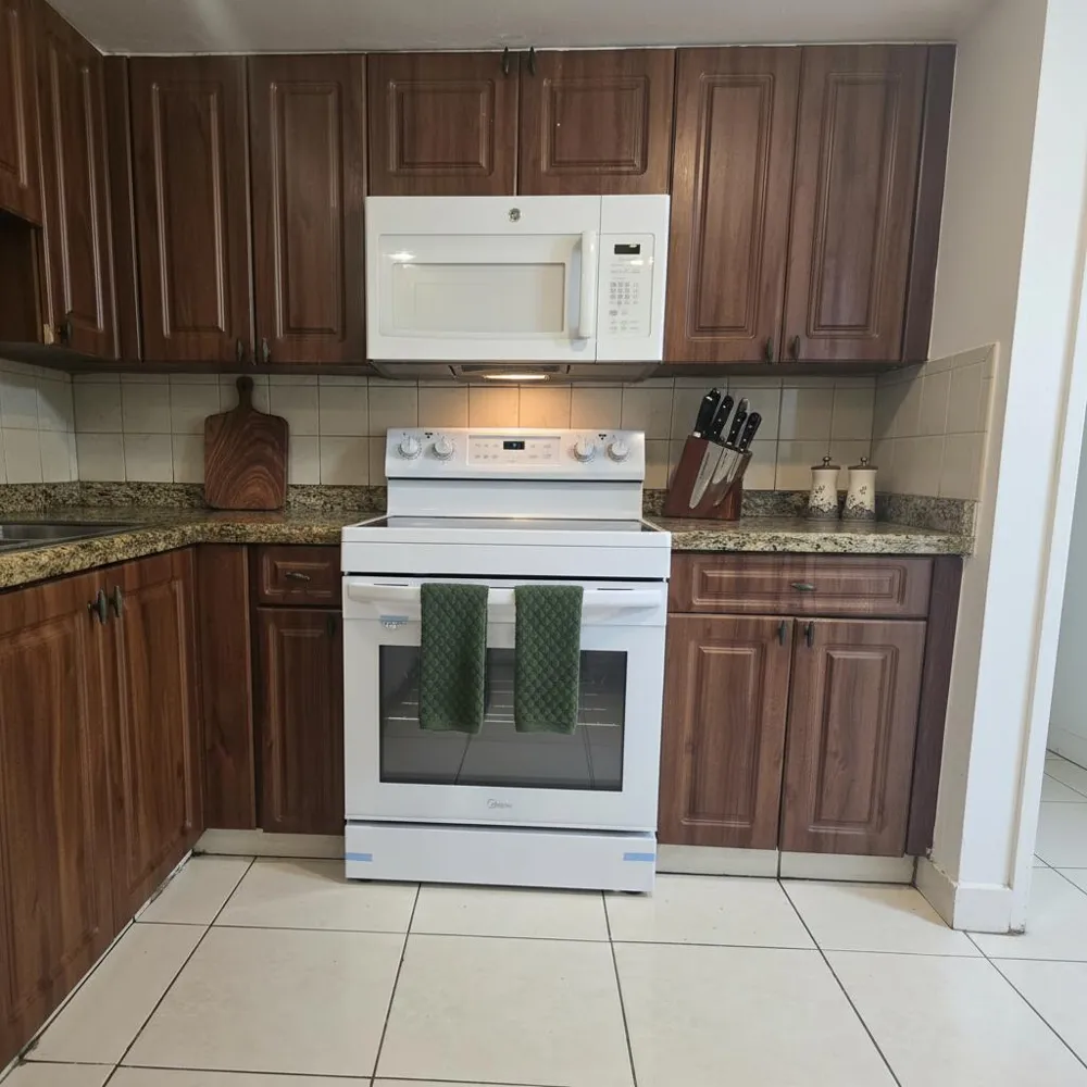 1201 SW 52nd Avenue #202-2 North Lauderdale, FL 33068