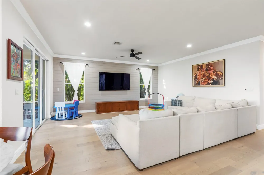 19434 Estuary Drive Boca Raton, FL 33498