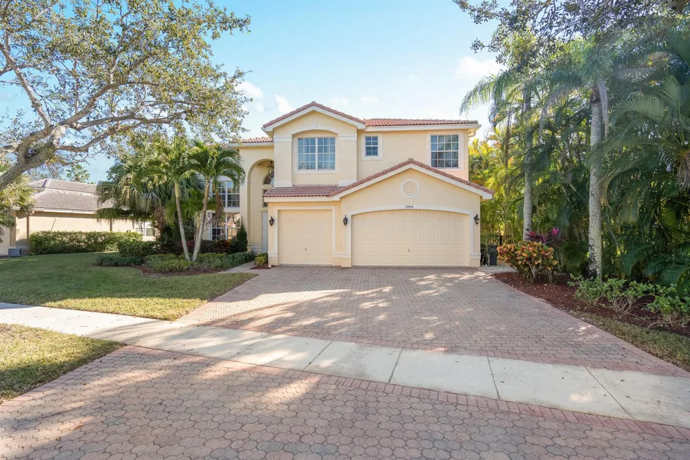 19434 Estuary Drive Boca Raton, FL 33498