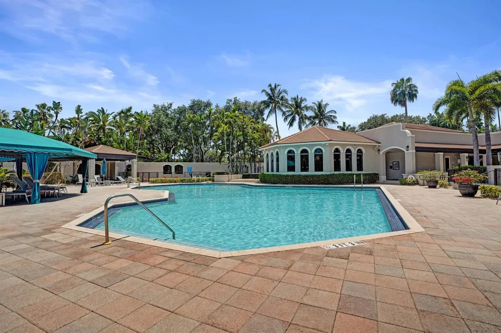 19434 Estuary Drive Boca Raton, FL 33498