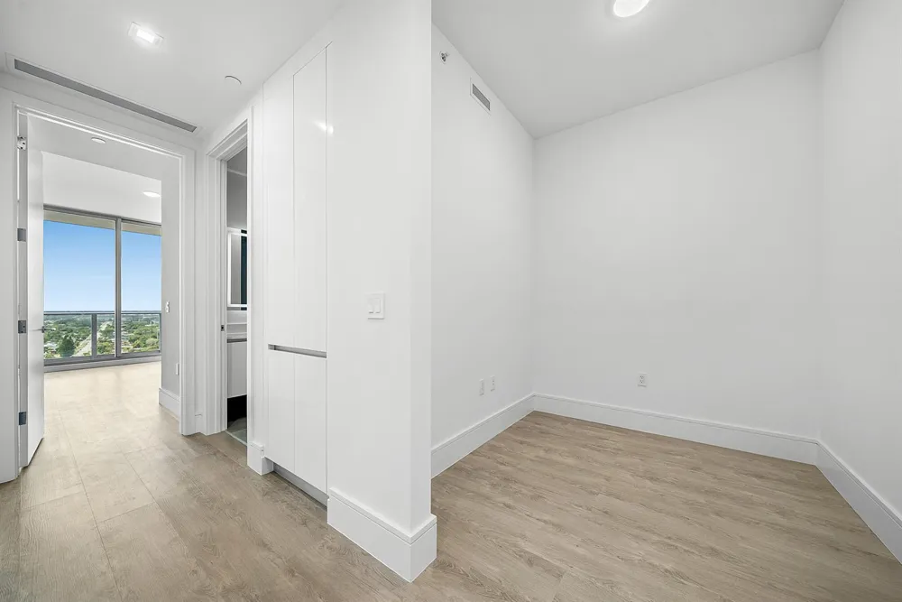 220 Lake Shore Drive #1508 Lake Park, FL 33403