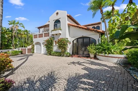 23 Sloans Curve Drive