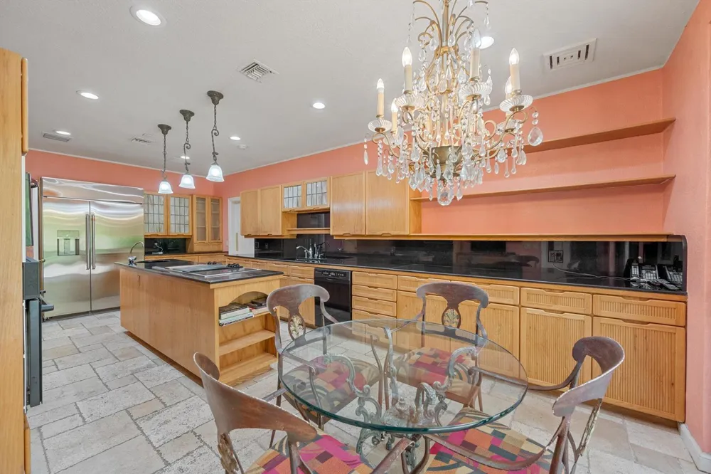 23 Sloans Curve Drive Palm Beach, FL 33480