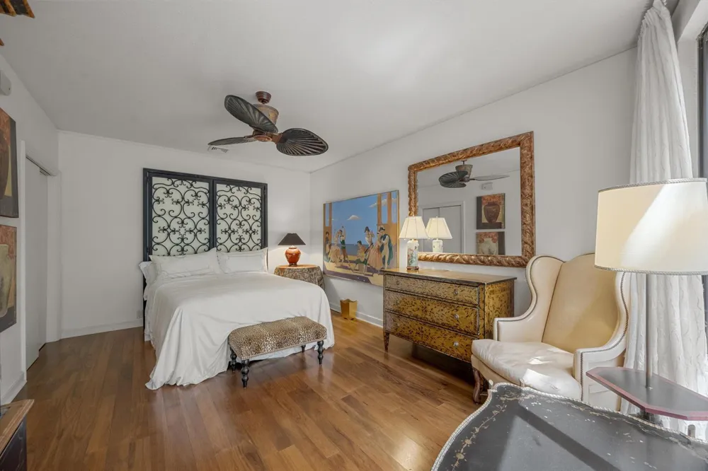 23 Sloans Curve Drive Palm Beach, FL 33480