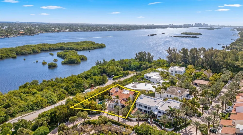 23 Sloans Curve Drive Palm Beach, FL 33480