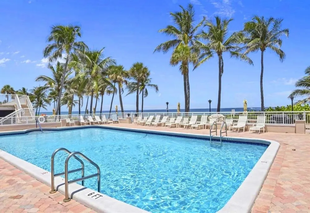 1051 Hillsboro Mile #407e Hillsboro Beach, FL 33062
