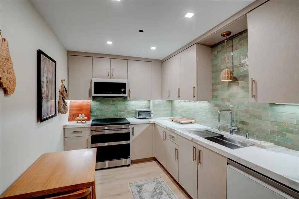 3450 S Ocean Boulevard #102 Palm Beach, FL 33480