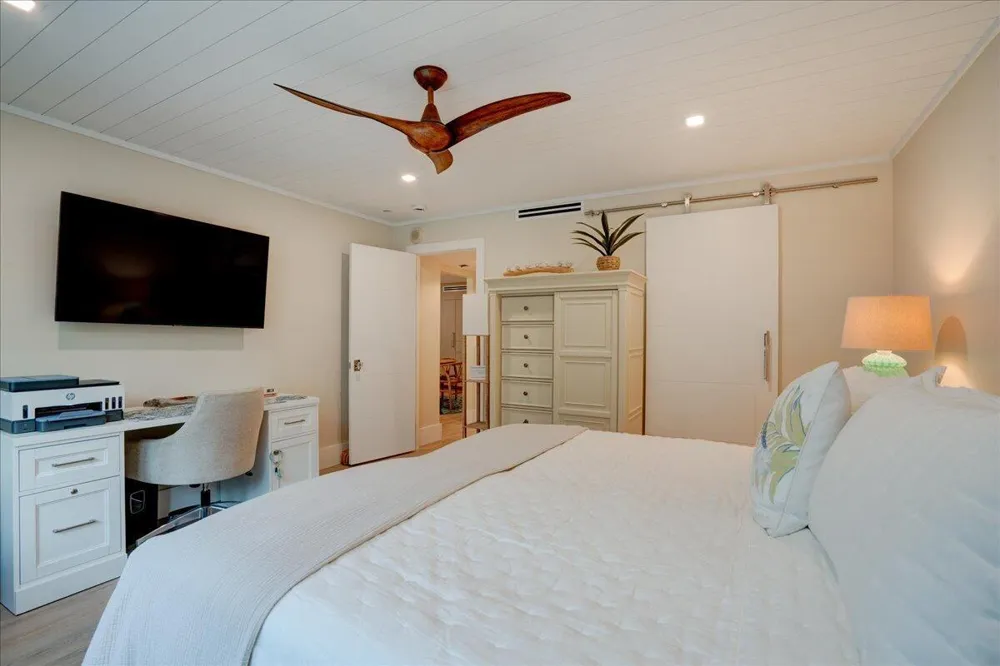 3450 S Ocean Boulevard #102 Palm Beach, FL 33480