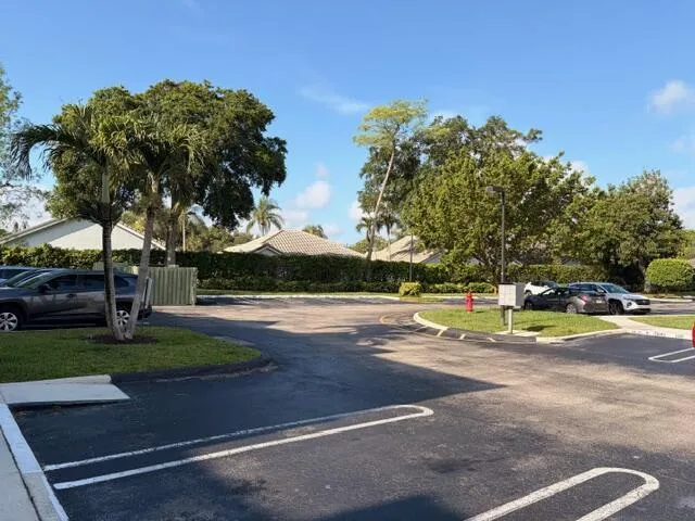 5661 Riverside Drive #203b7 Coral Springs, FL 33067