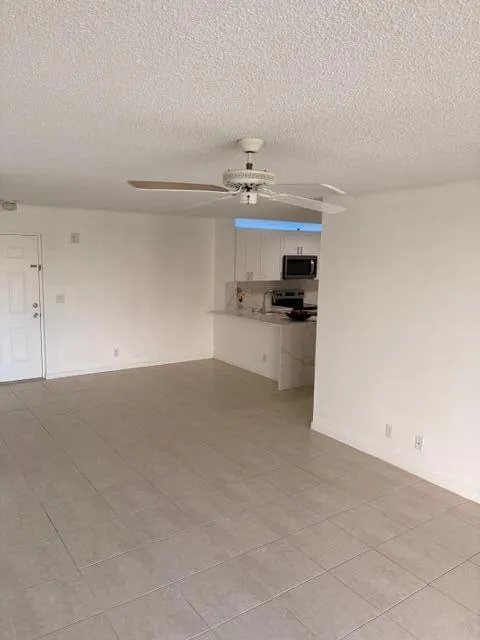 5661 Riverside Drive #203b7 Coral Springs, FL 33067