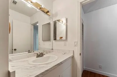 2561 NW 99th Avenue Coral Springs, FL 33065