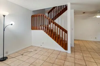 2561 NW 99th Avenue Coral Springs, FL 33065