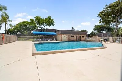 2561 NW 99th Avenue Coral Springs, FL 33065