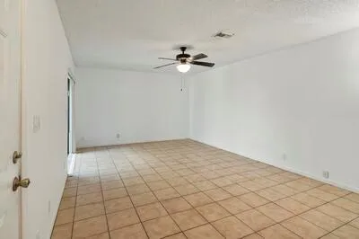 2561 NW 99th Avenue Coral Springs, FL 33065