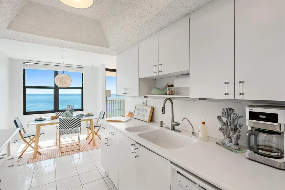 5480 Ocean Drive #A5b Singer Island, FL 33404