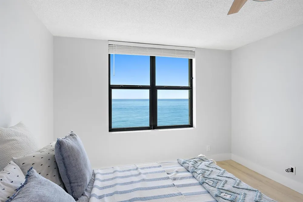 5480 Ocean Drive #A5b Singer Island, FL 33404