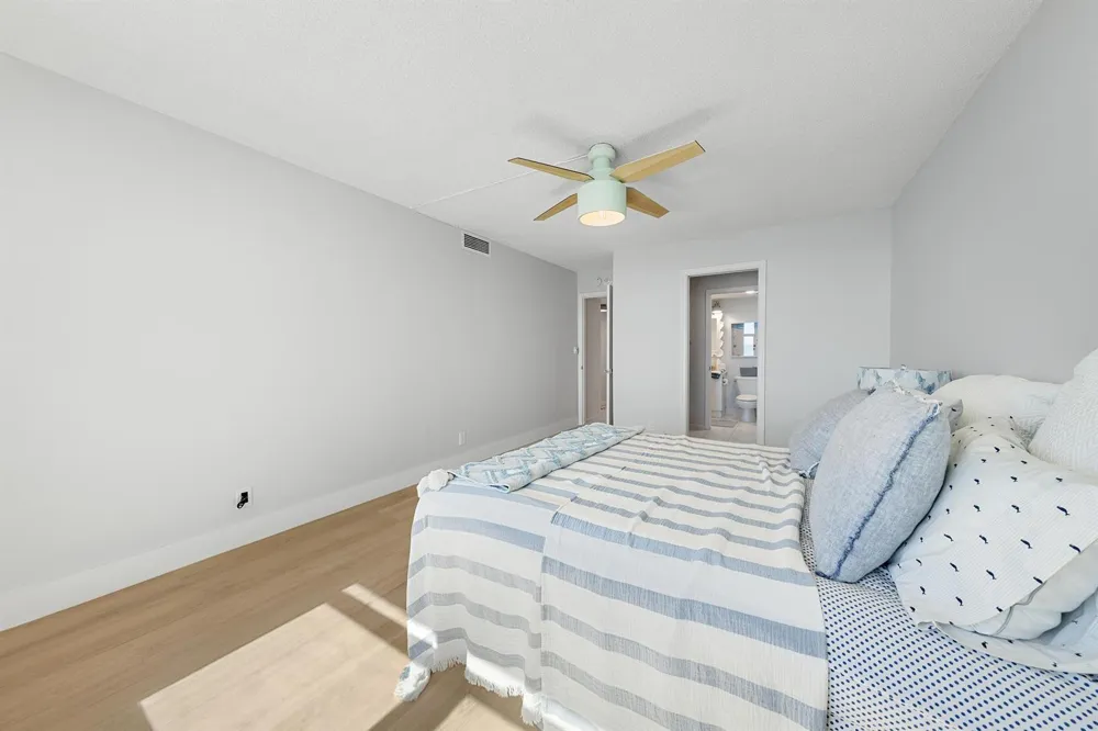 5480 Ocean Drive #A5b Singer Island, FL 33404