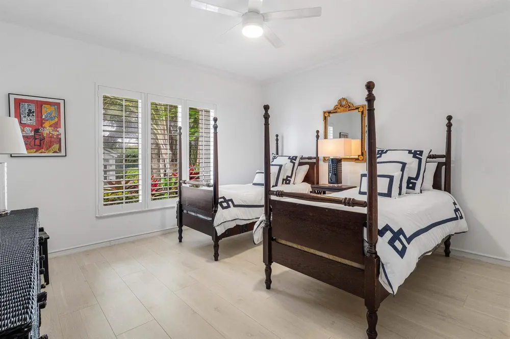 1100 Ocean Boulevard Gulf Stream, FL 33483