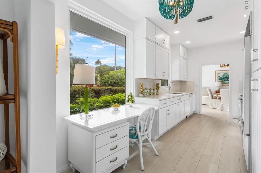 1100 Ocean Boulevard Gulf Stream, FL 33483