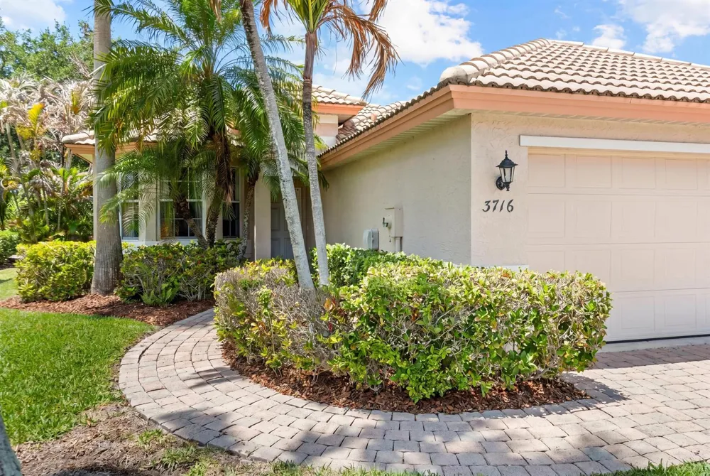 3716 NW Deer Oak Drive Jensen Beach, FL 34957
