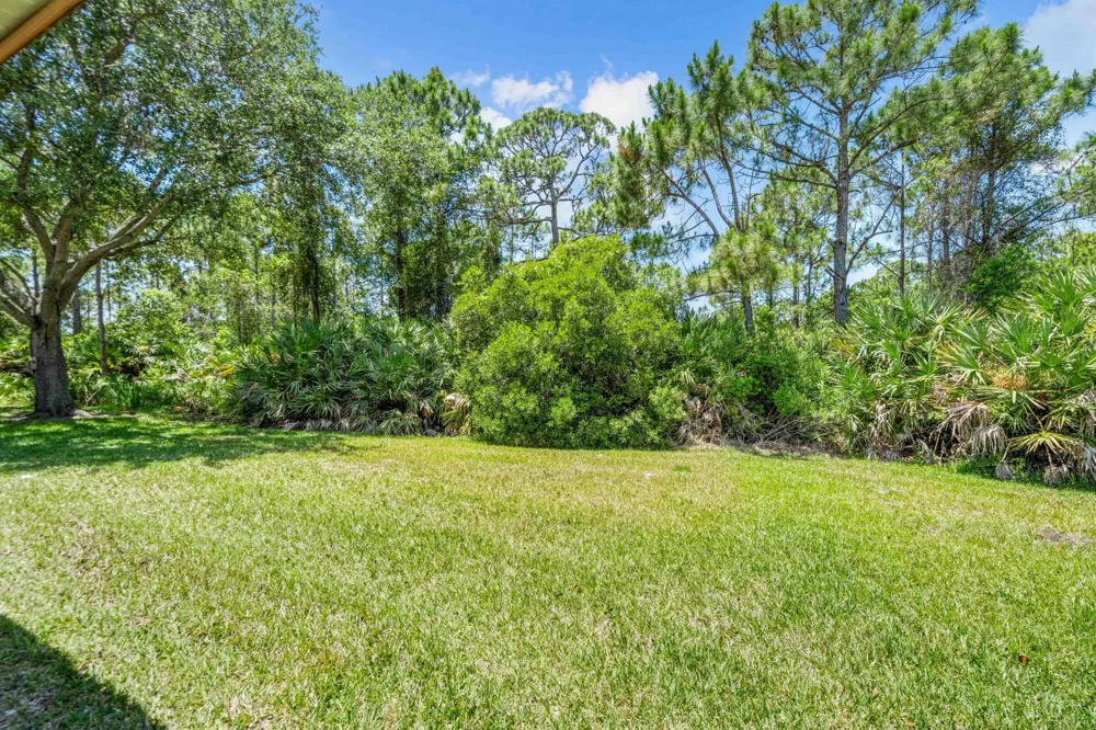 3716 NW Deer Oak Drive Jensen Beach, FL 34957