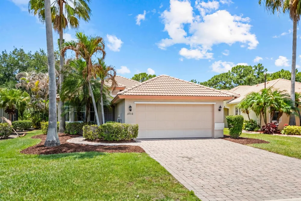 3716 NW Deer Oak Drive Jensen Beach, FL 34957