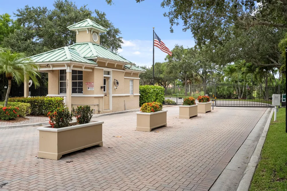 3716 NW Deer Oak Drive Jensen Beach, FL 34957