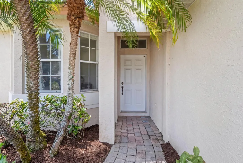 3716 NW Deer Oak Drive Jensen Beach, FL 34957