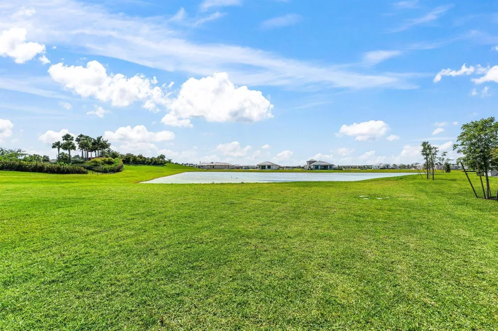 5105 Rivo Alto Circle Westlake, FL 33470