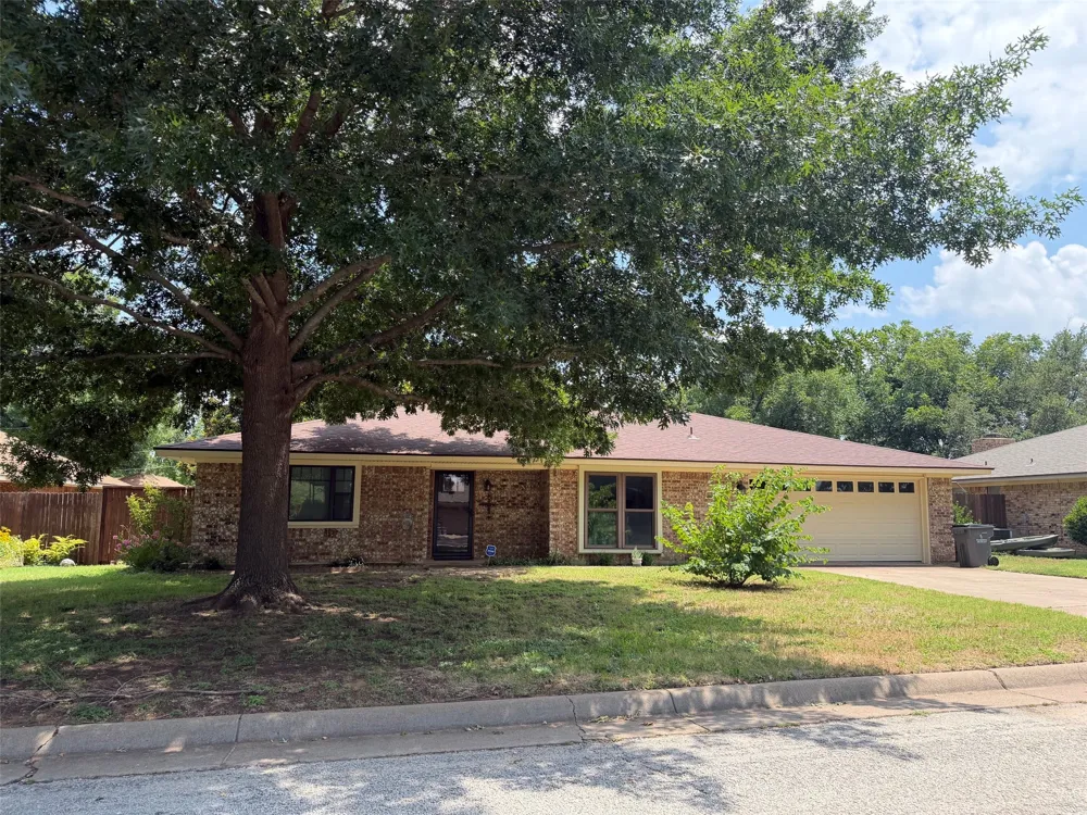 114 Chaparral Drive Graham, TX 76450
