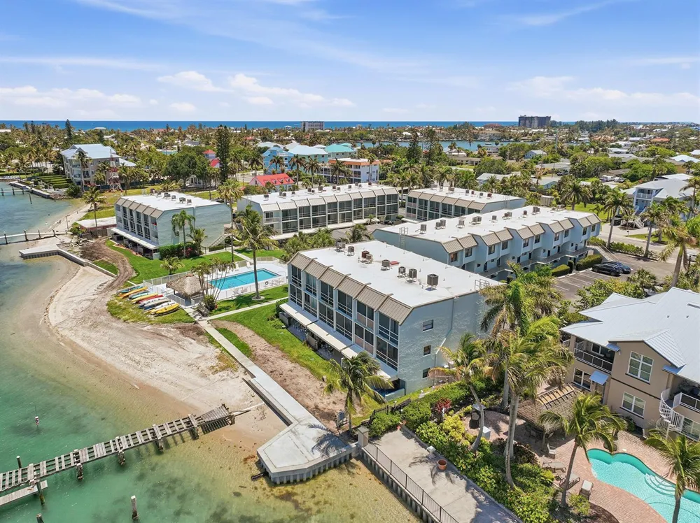 1300 Seaway Drive #C1 Hutchinson Island, FL 34949