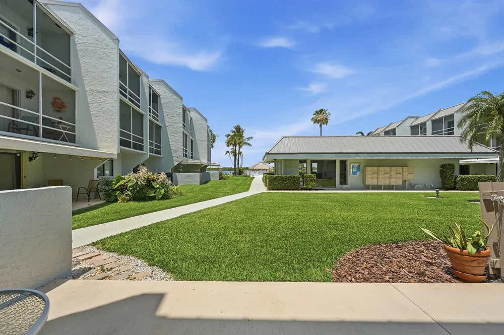1300 Seaway Drive #C1 Hutchinson Island, FL 34949