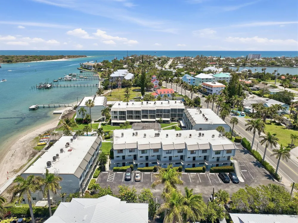 1300 Seaway Drive #C1 Hutchinson Island, FL 34949