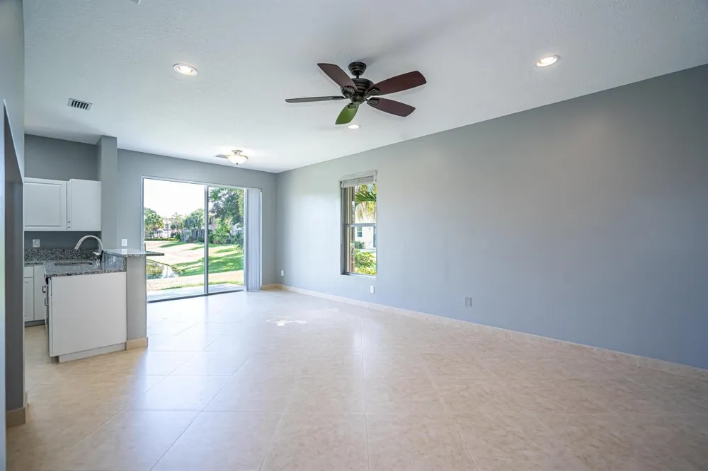 460 Rainbow Springs Terrace Royal Palm Beach, FL 33411