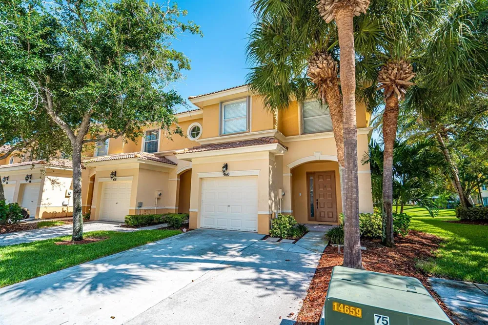460 Rainbow Springs Terrace Royal Palm Beach, FL 33411