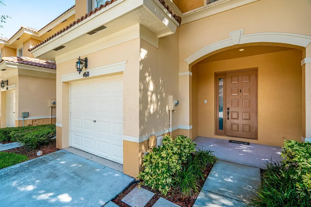 460 Rainbow Springs Terrace Royal Palm Beach, FL 33411
