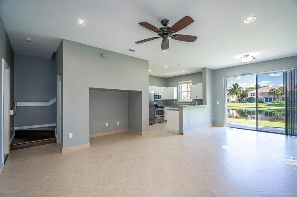 460 Rainbow Springs Terrace Royal Palm Beach, FL 33411