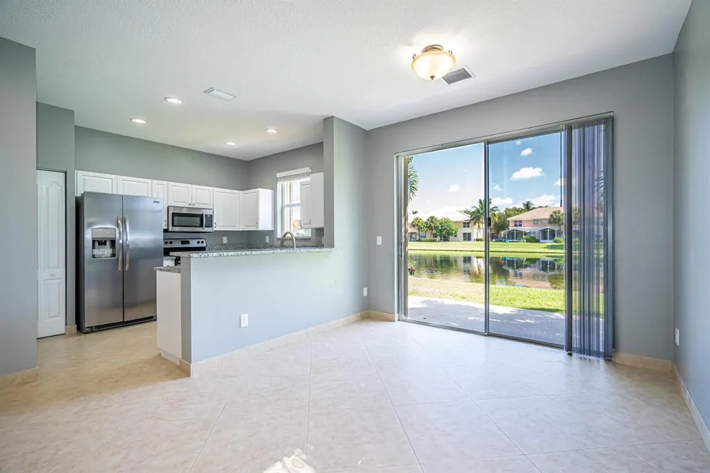 460 Rainbow Springs Terrace Royal Palm Beach, FL 33411