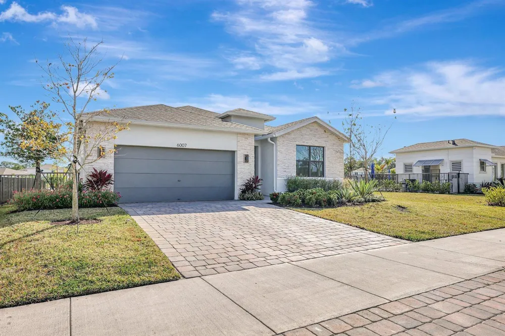 6007 SE Skyblue Circle Stuart, FL 34997