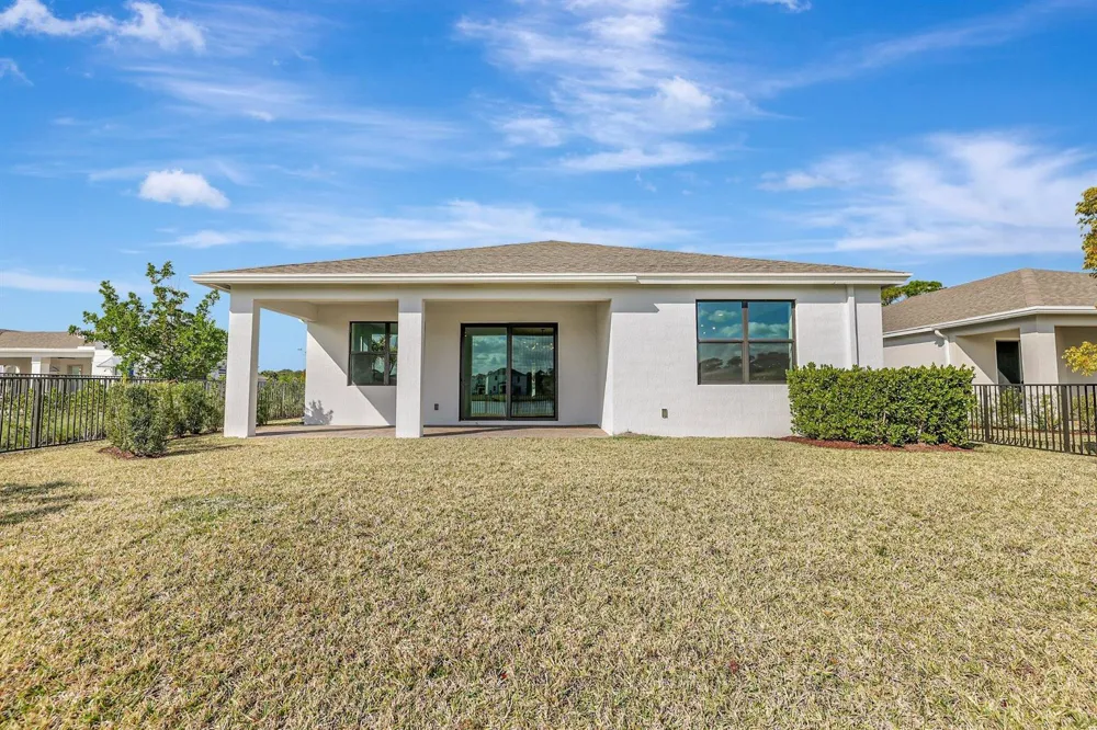 6007 SE Skyblue Circle Stuart, FL 34997