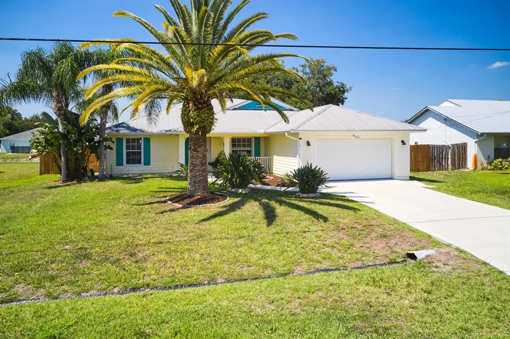 743 SW Mccoy Avenue Port St. Lucie, FL 34953