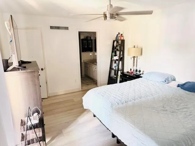 825 Center Street #22a Jupiter, FL 33458
